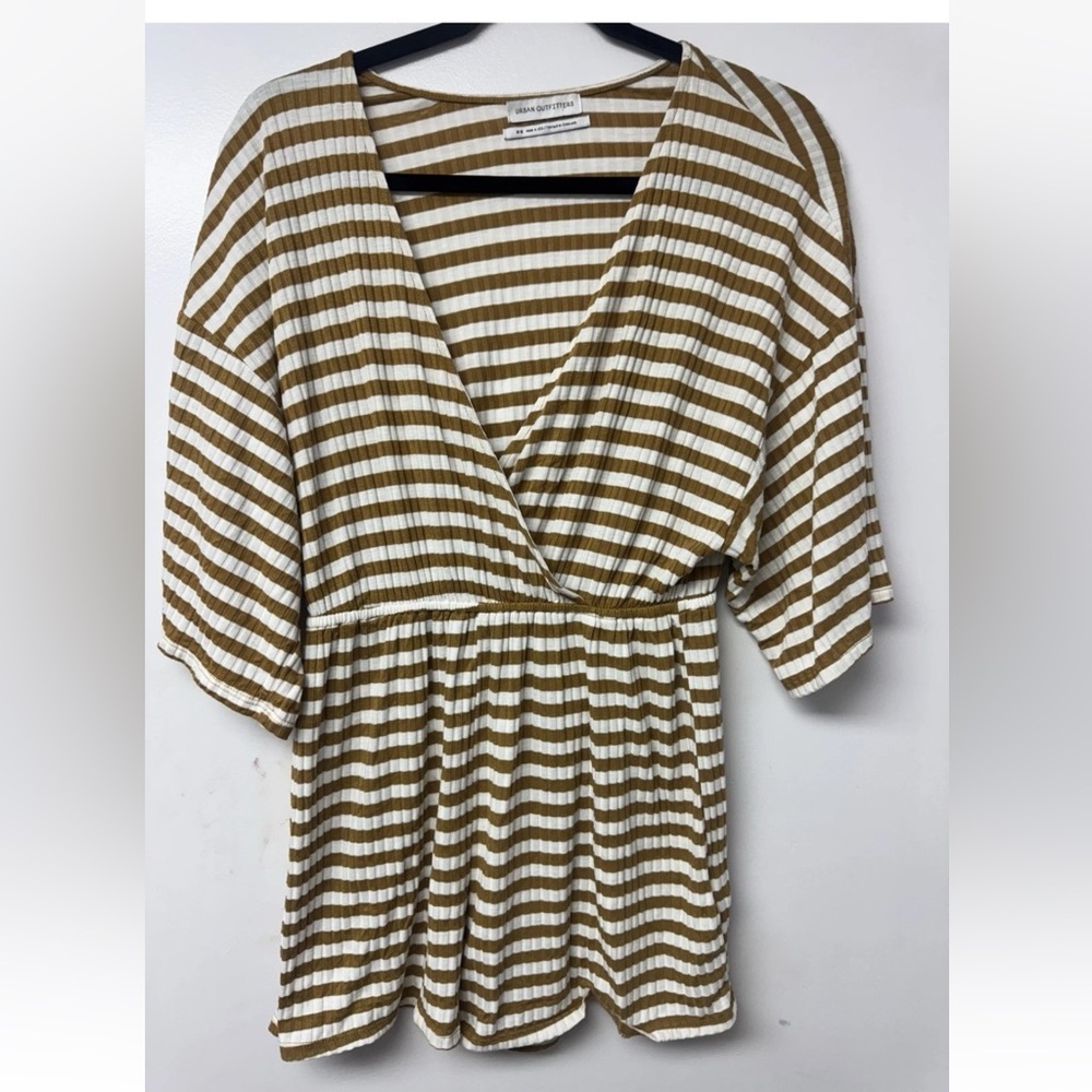 Urban Outfitters Mustard Striped Romper Womens M USA Deep V Boho Festival C - Picture 2 of 8